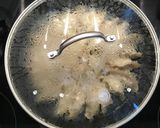 A picture of step 5 of Chicken and Tomato Gyoza.