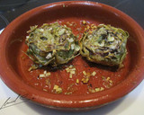 Foto del paso 2 de la receta: Cabecero de cerdo a la plancha, con alcachofas al ajillo y salsa alkale