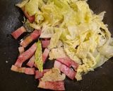Foto del passaggio 4 della ricetta Bacon e Cabbage