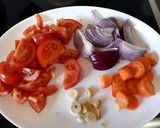 A picture of step 1 of Tomato-Carrot soup.