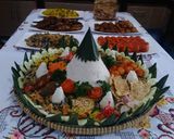Foto langkah ke 1 dari resep Tumpeng 7 bulanan.