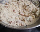 A picture of step 3 of Rava upma with peanuts.