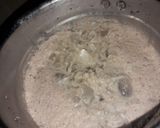 A picture of step 3 of Oreo shake (without ice cream).