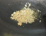 รูปขั้นตอนการทำที่ 4 ของ แขนงผัดไก่นุ่ม
