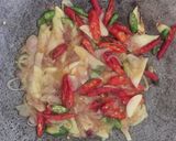 Foto langkah ke 2 dari resep Tumis genjer Pedas.