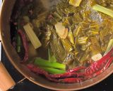 Foto langkah ke 6 dari resep Suan Cai Yu/ Sop Ikan Sawi Asin.