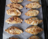 Foto del paso 4 de la receta: Empanadas de jamón serrano, queso y ciruela
