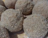 A picture of step 6 of Chicken Cheese Balls.