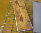 Foto langkah ke 5 dari resep Praline Travel Cake.