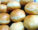 Foto langkah ke 4 dari resep Donat Fluffy.