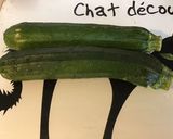 Une image de l'étape 1 de Salade de courgettes râpées aux sardines,oignon rouge et algues.