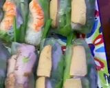 A picture of step 15 of Vietnamese rice pepper rolls with prawns and pork.