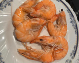 Foto del paso 3 de la receta: Rulo de hojaldre relleno de ensaladilla de marisco