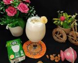 A picture of step 4 of Banana shake.
