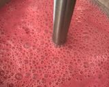 Фото кроку 2 до Суфле з кефіру і заморожених ягід 🍓.