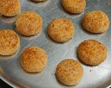 A picture of step 6 of Whole Wheat flour and Coconut Nankhatai.