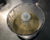 Une image de l'étape 4 de Sauce salade à la moutarde, persil et deux vinaigres.