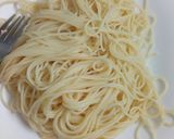 A picture of step 2 of Spaghetti served with scrambled eggs.