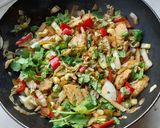 A picture of step 7 of Chinese cabbage stirfry.