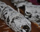 A picture of step 13 of Chocolate Salami (salame).