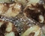 A picture of step 3 of Kuttu ke pakore.