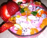 A picture of step 4 of Strawberry (Fruit) shrikhand.