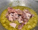 รูปขั้นตอนการทำที่ 1 ของ แกงเขียวหวานไก่ใส่ฟัก