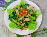 Hình bước làm 5 của món Cải thìa xào nấm đùi gà và thịt xay