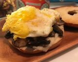 A picture of step 4 of Fried Egg 🍳🥪Mushrooms 🍄 Melting Cheese Bagel🍩🍔.