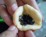 Foto langkah ke 7 dari resep Donat isi simpel empuk enak.