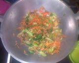 Foto langkah ke 4 dari resep Mie goreng speciaL pokjoi ala mahce.
