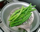 Foto langkah ke 1 dari resep Buncis Garlic Penuh Kesan.