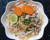 รูปขั้นตอนการทำที่ 2 ของ "เกี้ยมอี๋ต้มยำ"🥣🌶 Spicy Chinese Noodle Soup