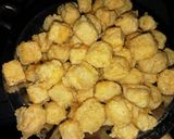 Foto langkah ke 4 dari resep Tahu crispy simple 2 bahan utama, ala anak kos😉.