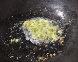 A picture of step 2 of Suzi paneer momos.