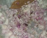 A picture of step 2 of Minced Chicken Curry.