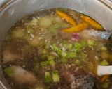 Foto langkah ke 4 dari resep Soup Ikan Batam.