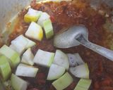 A picture of step 6 of Lauki ki sabzi.