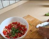 Foto del paso 4 de la receta Caballa marinada con picadillo fresco