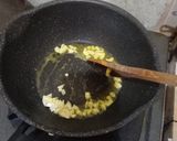Foto langkah ke 2 dari resep Sup Timun Telur.