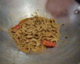 Foto langkah ke 5 dari resep Tumis Usus Ayam Super Pedas.