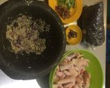 Foto langkah ke 2 dari resep Sup kaki ayam campur kacang merah.