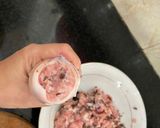 Hình bước làm 2 của món Mực dồn thịt rim nước mắm
