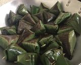 Foto langkah ke 3 dari resep Lemper Bakar isi serundeng & hebi.