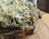 Une image de l'étape 7 de 🍄 Tartine aux champignons moutarde à l'ancienne gratiné au Parmesan.