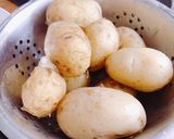Hình bước làm 1 của món Khoai Tây Bạch Tuộc Phô Mai Dê Đút Lò