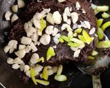 A picture of step 4 of Kaju chocolate cups.