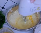 Foto langkah ke 4 dari resep Bolu mentega messes / butter cake.