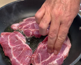 Foto del paso 1 de la receta: Magro de cerdo en salsa de cerveza