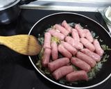 Foto del paso 2 de la receta: Salchichas al vino